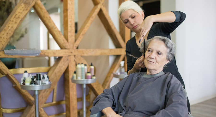 Curtain Bangs: Who They Work For (And Who Should Skip Them)