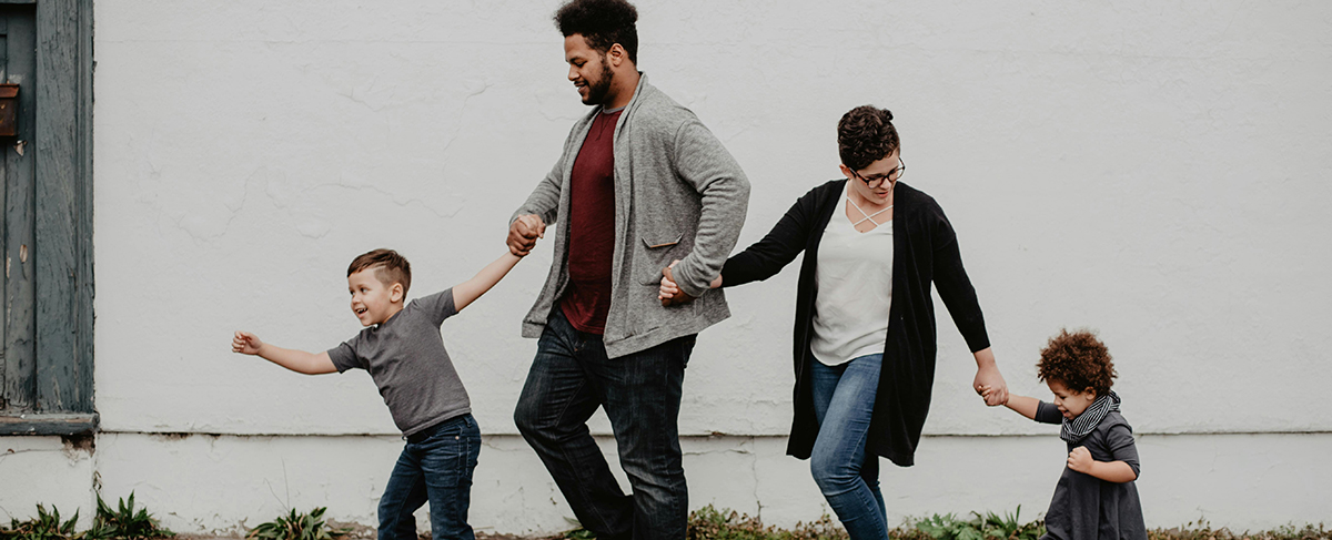 Family Portraits That Feel Natural and Honest