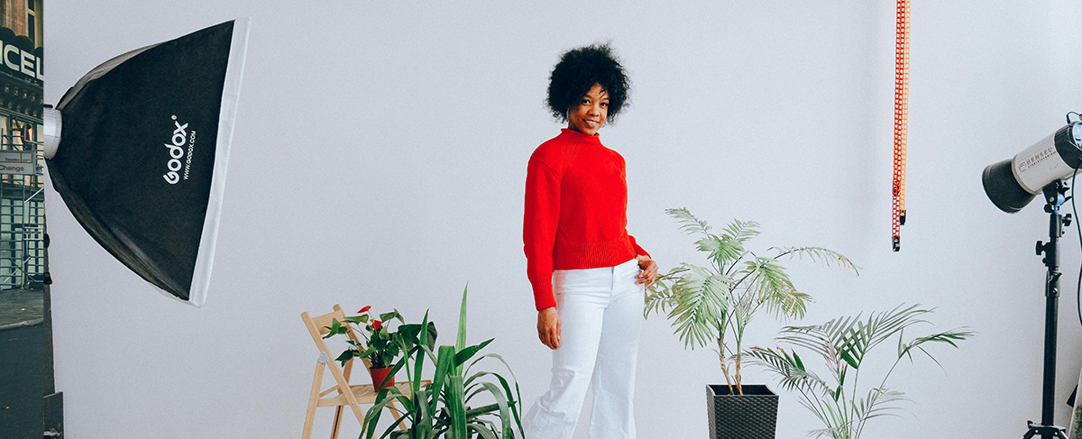 Shooting a Minimalist Home Studio Session